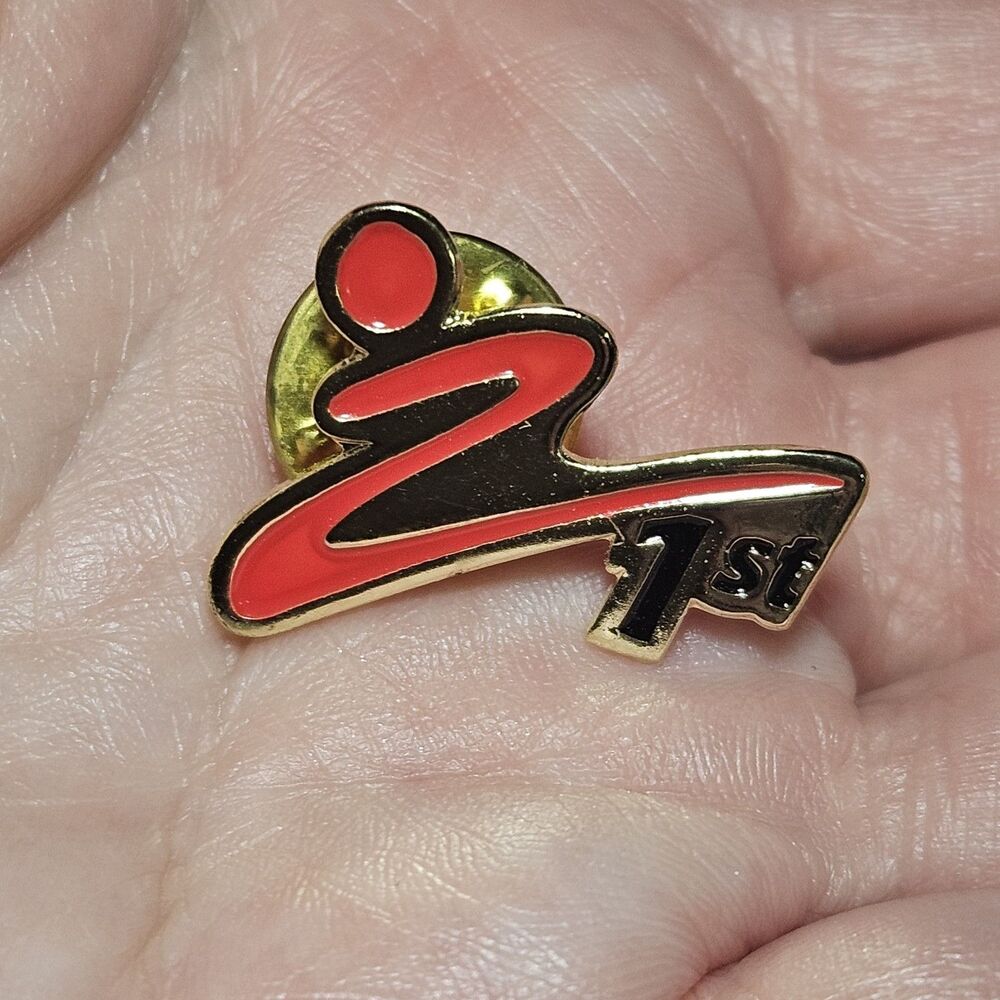 1st & Line Logo Graphic Pin Red & Gold Tone Pin Hat Lapel